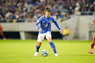 Japão goleia com Morita a titular