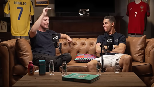 A conversa entre Cristiano Ronaldo e MrBeast que «partiu a internet»