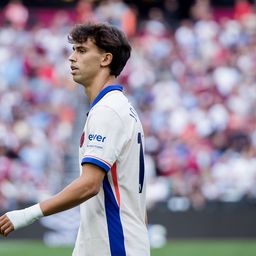 Treinador do Chelsea elogia João Félix, mas aponta um problema