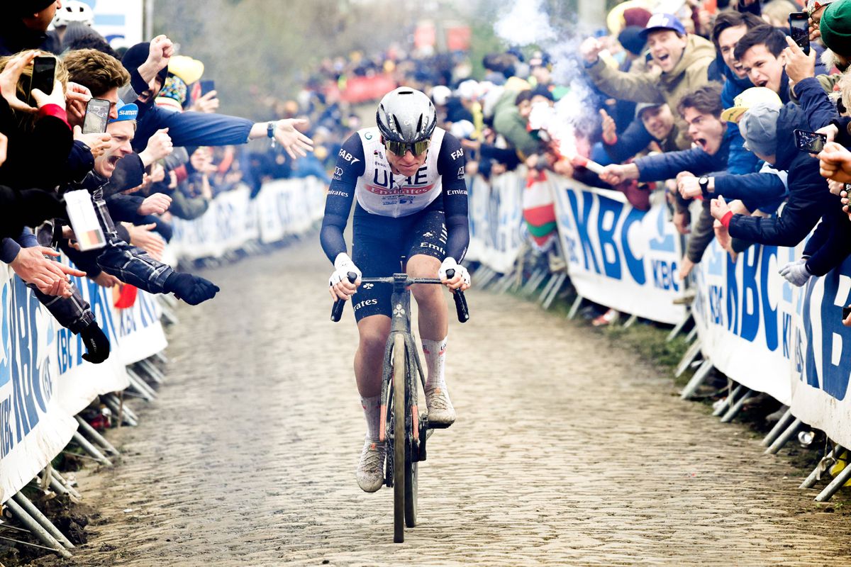 Pogacar e a estreia na Paris-Roubaix: «Ainda não, mas nunca se sabe»