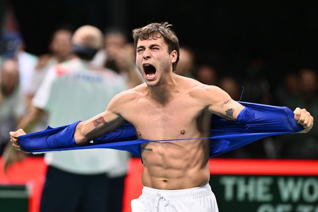 Cobolli coloca Itália na final da Taça Davis de forma heroica