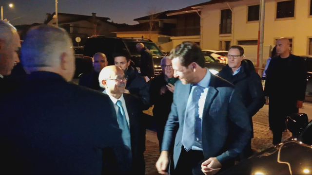 André Villas-Boas recebido por adeptos na Casa do FC Porto de Vale de Cambra