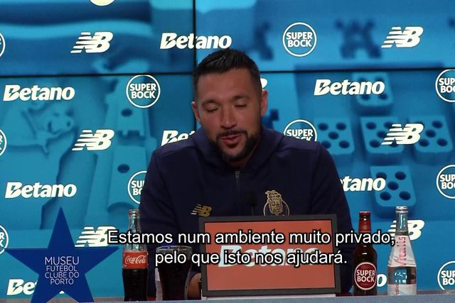 Sem rede? Farioli garante plantel blindado no Olival