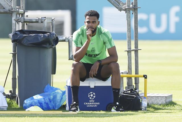 St. Juste aponta ao jogo com o Estoril