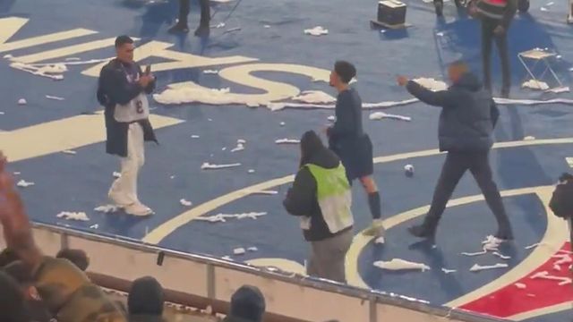 «Vitinha, Vitinha»: adeptos do PSG rendidos ao médio português