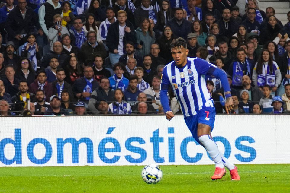 FC Porto: Veron é hipótese para o Cruzeiro