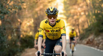 Visma segura bicampeão do Tour e o vencedor da Vuelta