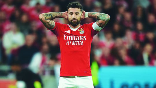 Benfica: Otamendi chega com vontade de jogar contra o Estoril