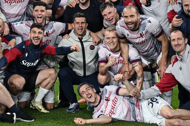 Bolonha, ainda com Thiago Motta, foi quinta na Serie A de 2023/24 e apurou-se para a Liga dos Campeões