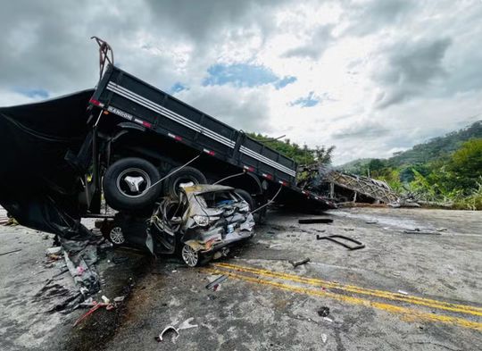 Tragédia no Brasil: acidente com autocarro faz mais de 35 mortos