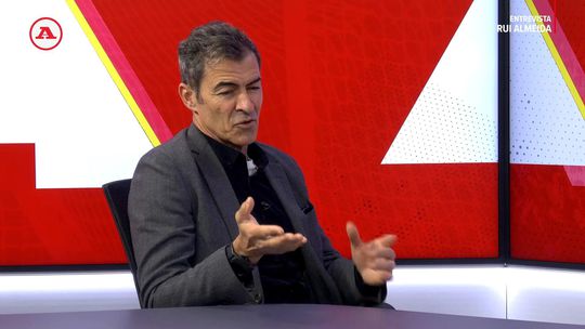 Rui Almeida e o panorama dos treinadores na Liga: «Pouco espaço, pouco tempo»