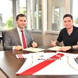 Médio assinou contrato até 2029 com o River