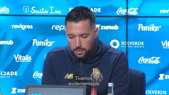 Farioli revela quem poderá render o castigado Bednarek em Alverca