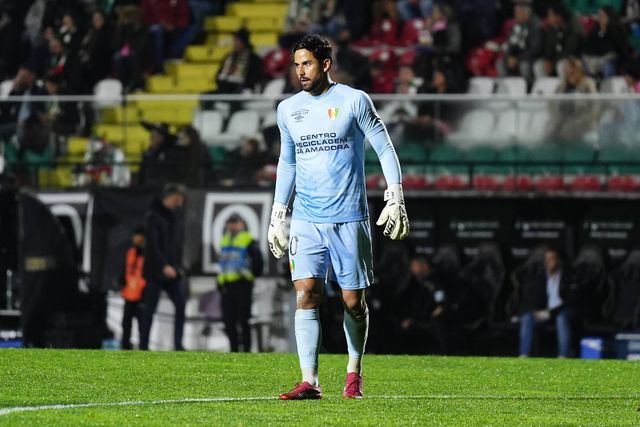 Experiente guarda-redes brasileiro deu um forte contributo para o ponto conquistado frente aos minhotos