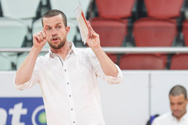 «É literalmente uma merda», Marcel Matz emociona-se na reação ao alegado episódio de racismo