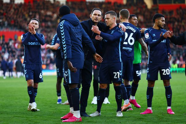 Jogadores do Coventry defenderam Frank Lampard dos jogadores do Southampton