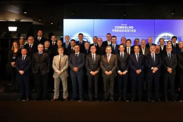 Os representantes de todos os sócios da FPF reuniram-se em Conselho de Presidentes na Cidade do Futebol - Foto: FPF
