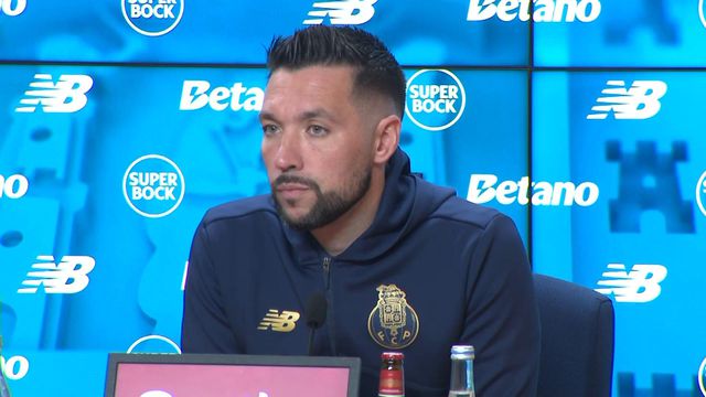 Farioli aborda mercado de janeiro «louco» e admite mais reforços