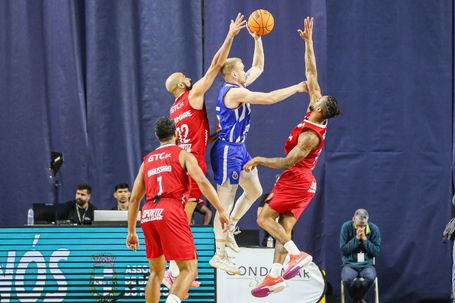40.ª Supertaça: Benfica-FC Porto decidem primeiro título 