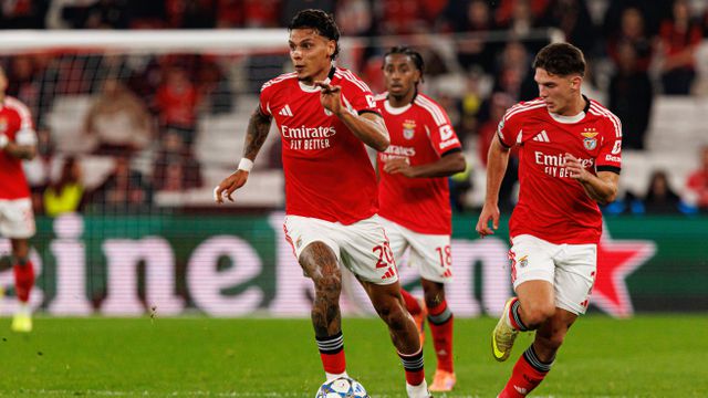 Richard Ríos, Leandro Barreiro e Sudakov, médios do Benfica - Foto Imago