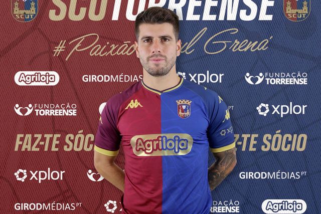 Mercado: Torreense anuncia médio argentino (oficial)