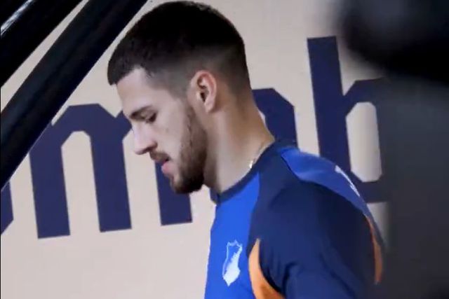 Diretor diz que Hoffenheim seguia Jurásek «desde o verão»