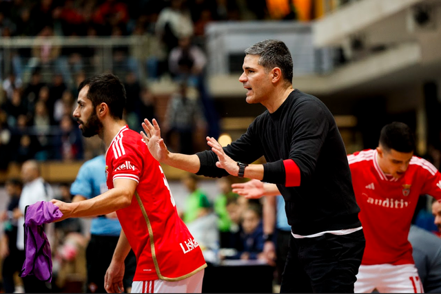 CNID repudia atos do staff do Benfica para com jornalista