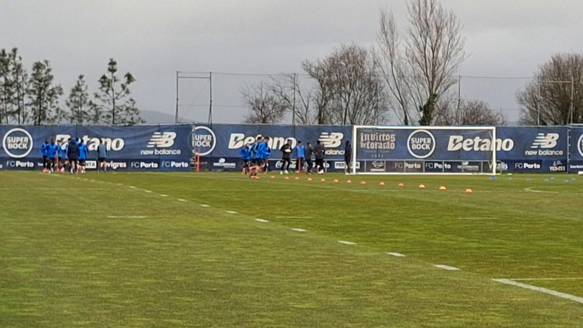 Pepê integrado no treino do FC Porto