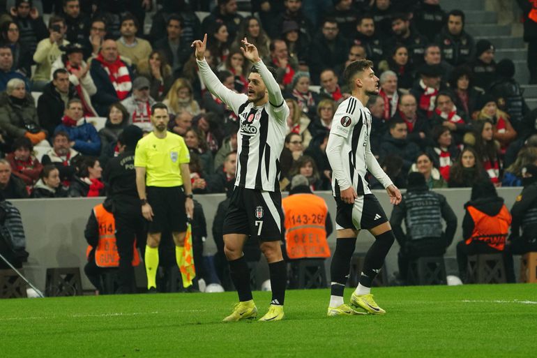 A goleada do Besiktas, com brilho português, frente ao Athletic Bilbao (resumo)