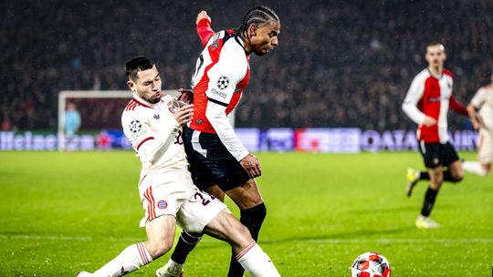 Penálti desnecessário de Rapahel Guerreiro resulta em golo do Feyenoord (vídeo)