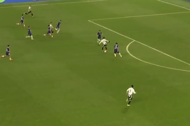 Rafa Silva assiste golaço do Besiktas de calcanhar (vídeo)