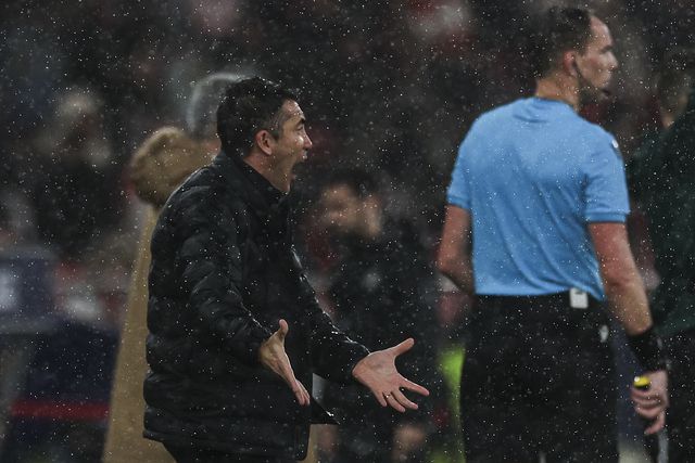 Bruno Lage no Benfica-Barcelona