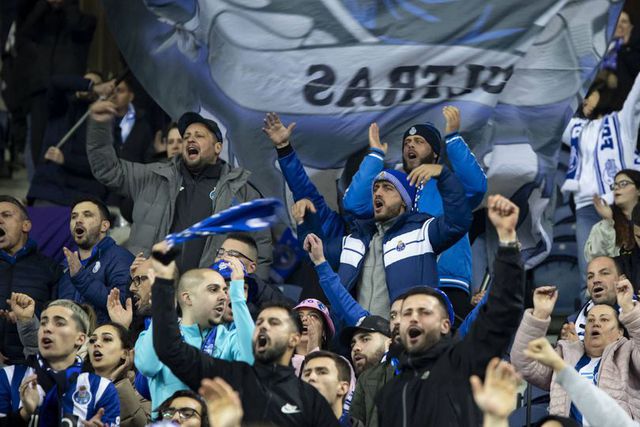 FC Porto quer festa nas bancadas do Dragão, mas sem fogo , por causa da ameaça da UEFA