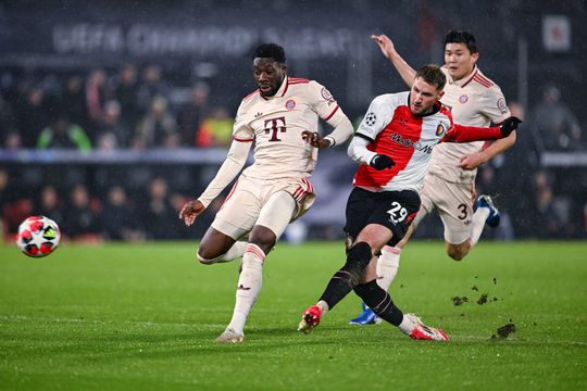 Às vezes parece fácil: Bayern com muita bola mas sofre este golo (vídeo)