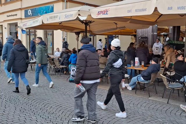 Polícia aborda adeptos do Sporting em Leipzig