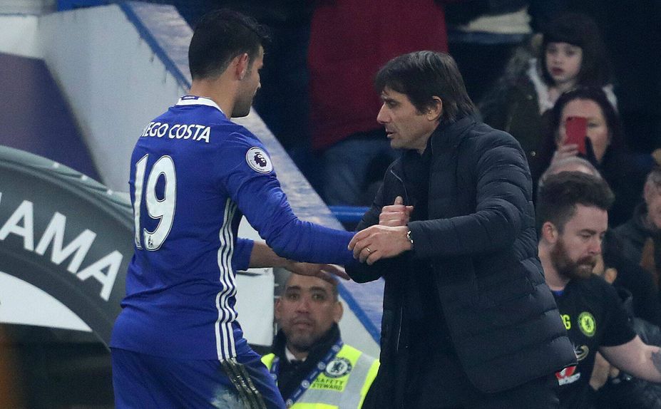 Diego Costa e Antonio Conte durante passagem pelo Chelsea