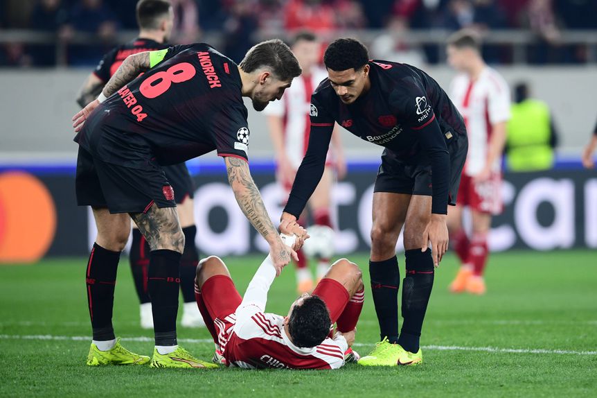 Chiquinho saiu com queixas frente ao Leverkusen