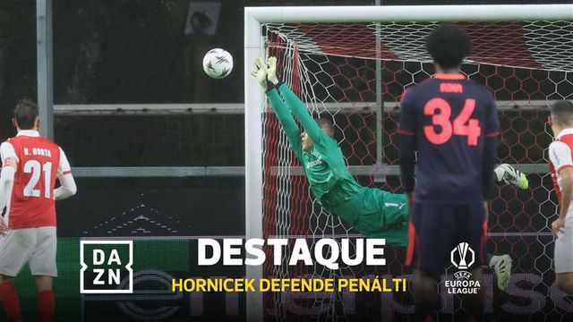 Gigante, Hornicek! Guarda-redes defende penálti de Gibbs-White