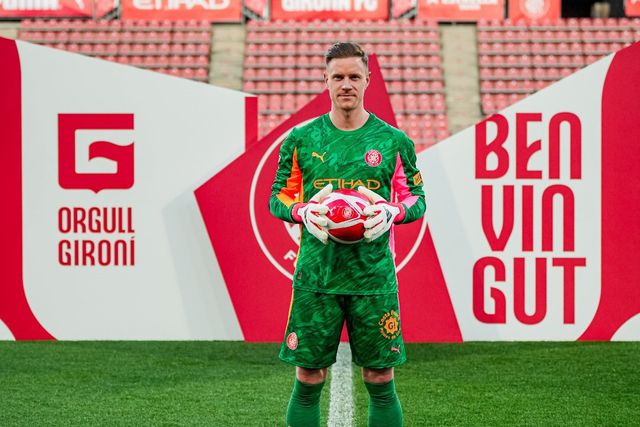 Ter Stegen apresentado no Girona - Foto: Girona