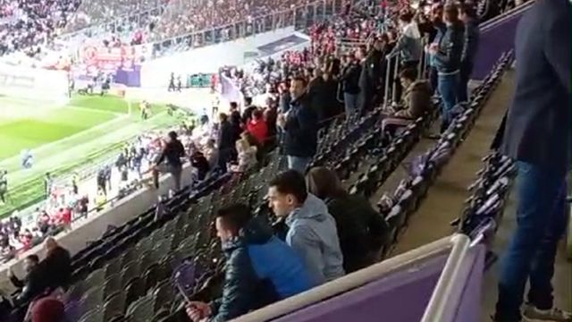 Entrada do Benfica para aquecimento