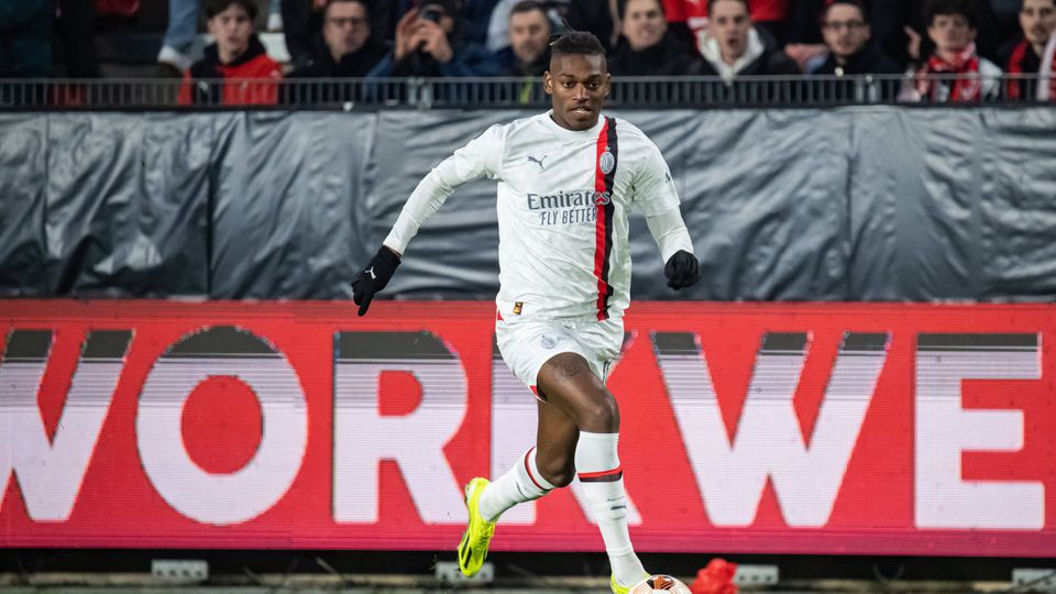 Vídeo: Rafael Leão volta a marcar contra o Rennes