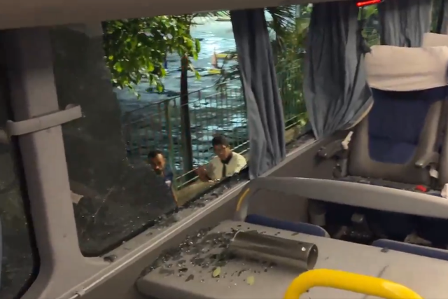 VÍDEO: Ataque a autocarro do Fortaleza provoca seis feridos