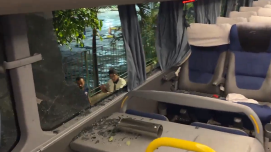 VÍDEO: Ataque a autocarro do Fortaleza provoca seis feridos