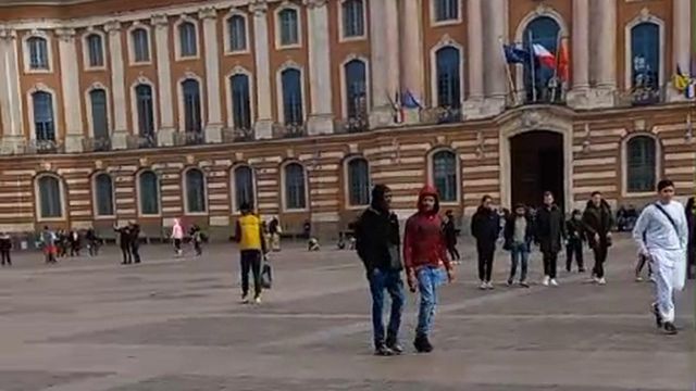 Simão convive com benfiquistas em Toulouse