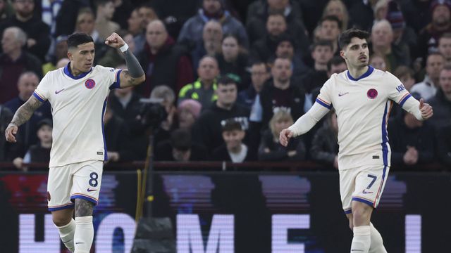 Enzo Fernández e Pedro Neto