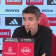 Bruno Lage: «Dahl é agradável surpresa, já mostrou que pode jogar em várias posições»
