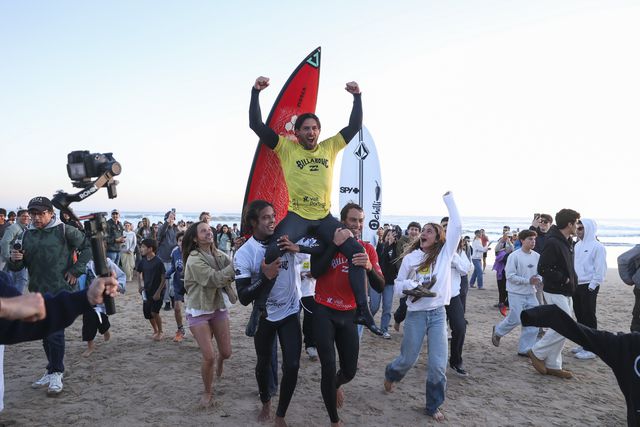 Cam Richards marca estreia no Capítulo Perfeito com vitória