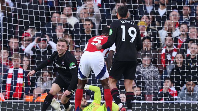 O golo que valeu a vitória do West Ham em casa do Arsenal (resumo)