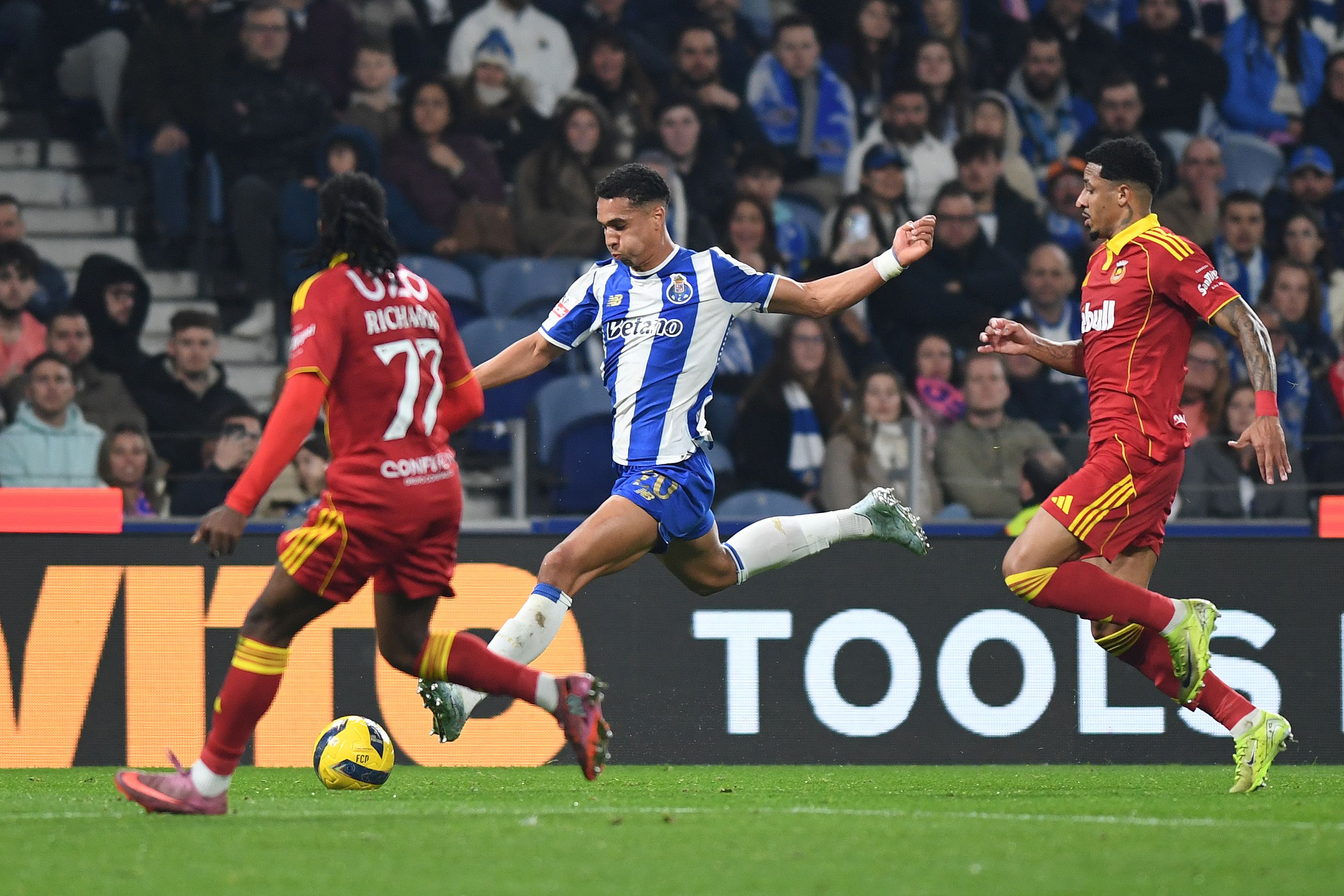 FC Porto-Rio Ave — Foto: Rogério Ferreira/Kapta+