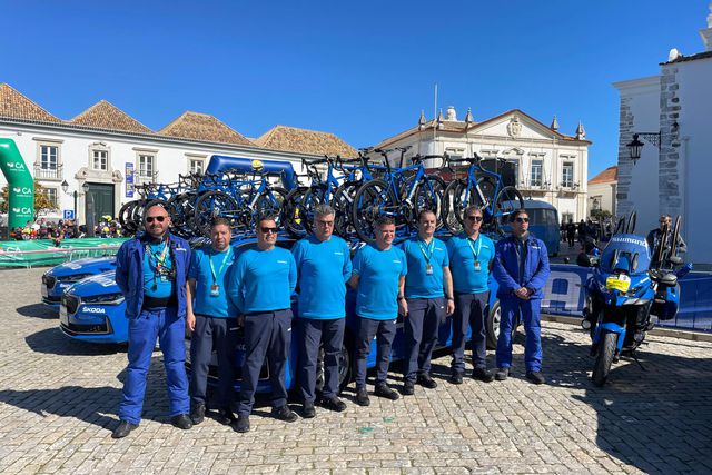 Os anjos azuis: dentro do apoio neutro da Volta ao Algarve